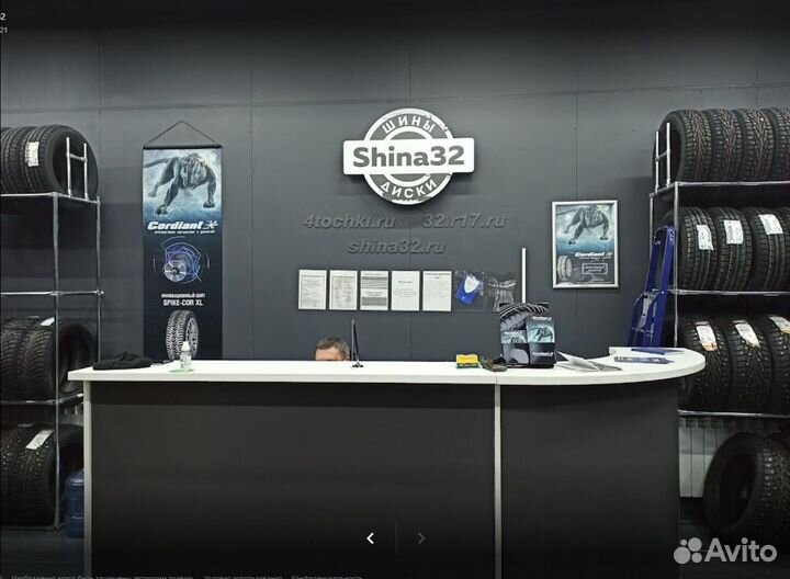 Pirelli Formula Ice 215/55 R17 98T