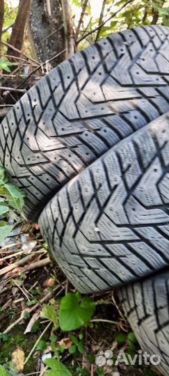 Hankook Winter I'Pike RS2 W429 215/45 R17