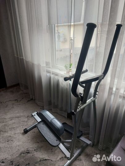 Эллиптический тренажер torneo