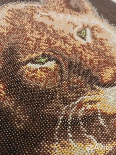 Картина вышитая бисером