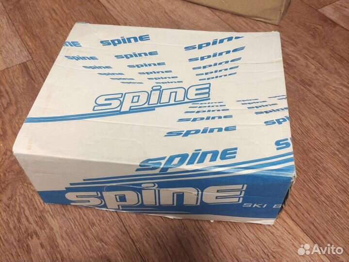 Лыжные ботинки детские 30р