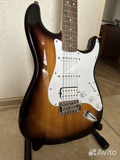 Электрогитара fender squier bullet Stratocaster