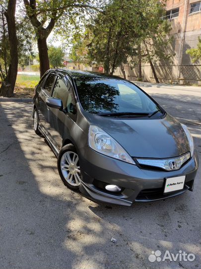 Honda Fit Shuttle 1.3 CVT, 2011, 197 320 км