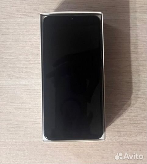 Samsung Galaxy A30, 3/32 ГБ