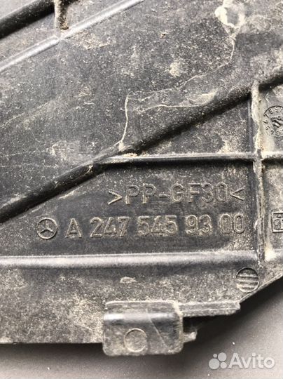 Крышка аккумуляторного ящика Mercedes W118 W177