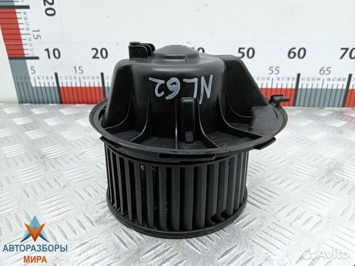 Моторчик печки Volkswagen Golf GTI 5 2004