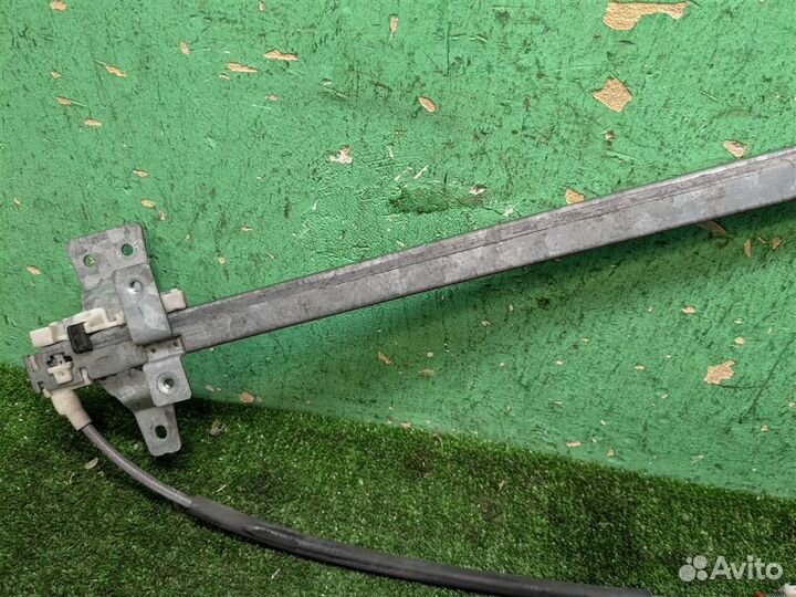 Стеклоподъемник передний левый Nissan Terrano 2