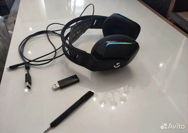 Наушники Logitech g733