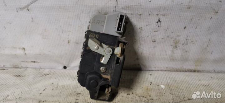 Замок двери задний правый Лада Калина хэтчбек 2008