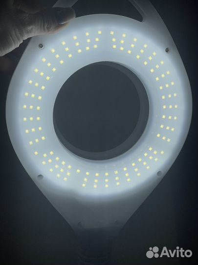 Лампа лупа настольная