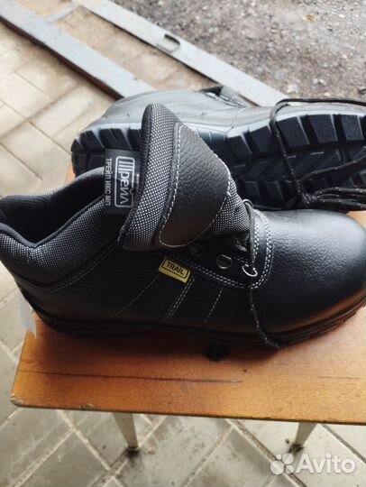 Ботинки рабочие мужские