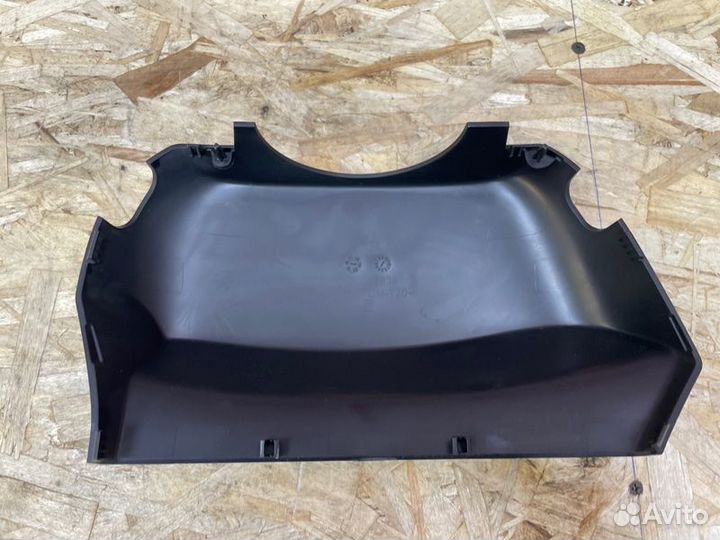 Подрулевой кожух LADA Vesta