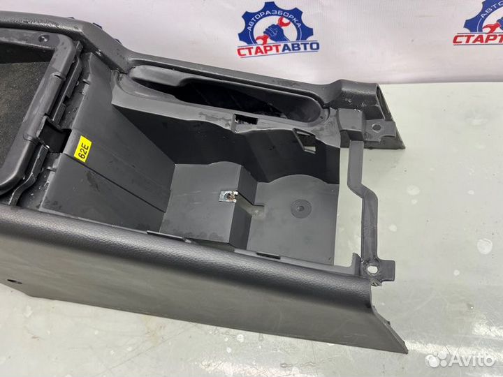 Подлокотник Chevrolet Epica 2010