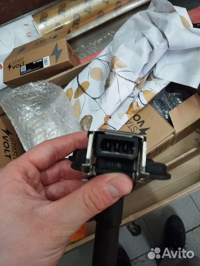 Катушка зажигания vag 058905105