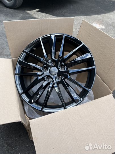 Новые диски Camry R18