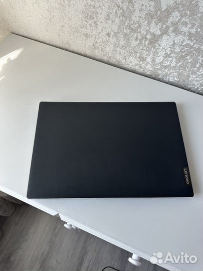 Ноутбук Lenovo v15-iil 82c5 i3