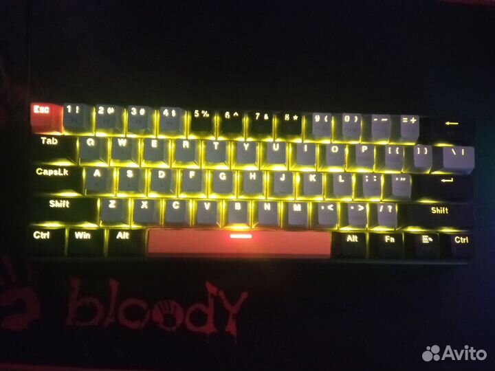 Игровая механическая клавиатура