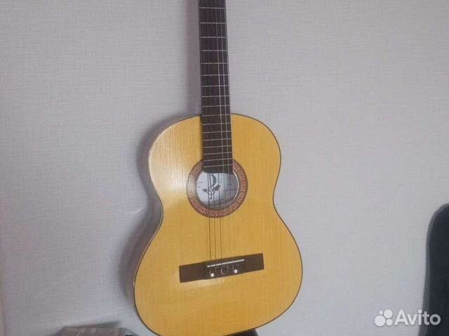 Акустическая гитара/ обмен на синтезатор