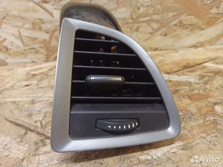 Дефлектор торпедо Opel Astra J