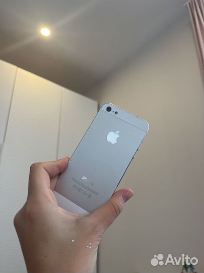 iPhone 5S, 16 ГБ