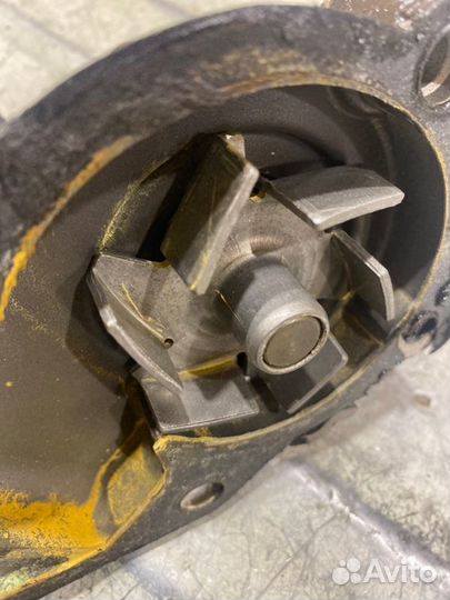 Помпа термостата Hyundai Elantra XD G4ED 1 2005