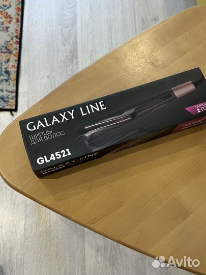 Выпрямитель для волос galaxy line