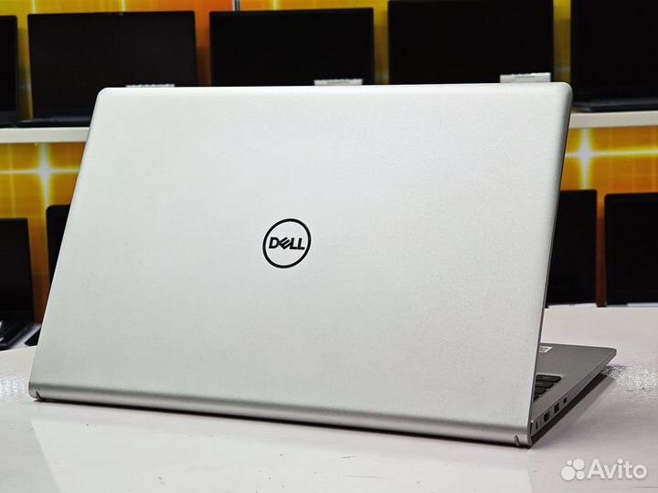 Ноутбук Dell 15.6