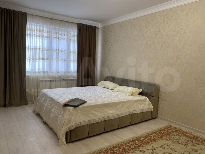 2-к. квартира, 73 м², 7/16 эт.