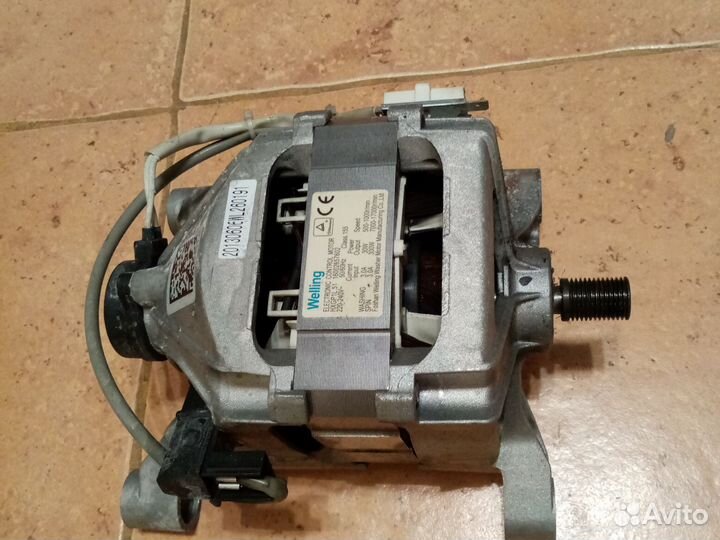 Hotpoint-Ariston двигатель и помпа