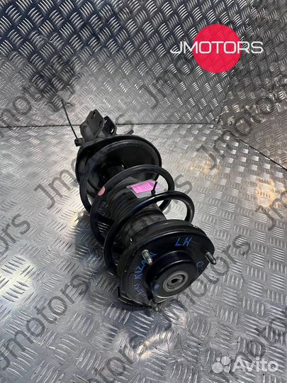 Стойка передняя Suzuki Kizashi левая