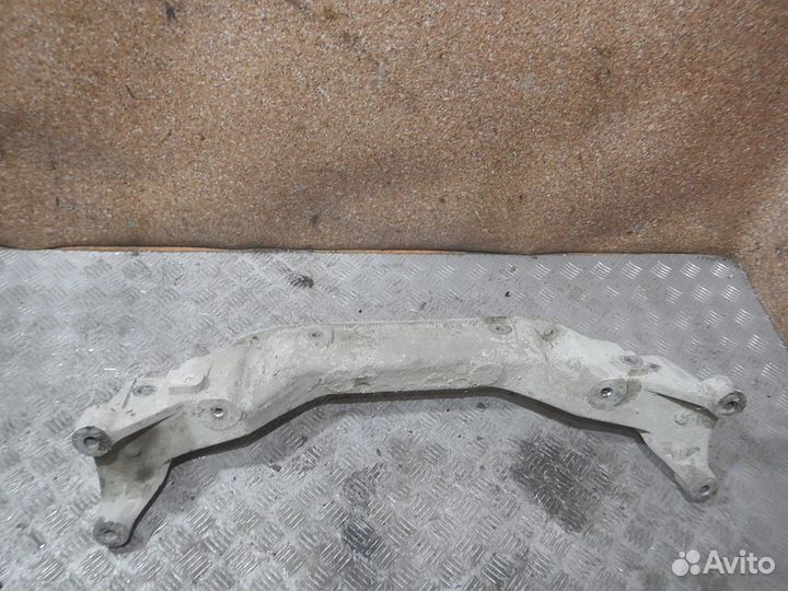 Подрамник (Подвеска передних колес), Jaguar -S-type (00-06)