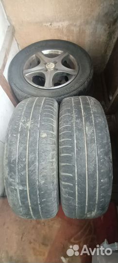 Диски с резиной r14.Разболтовка 4 на 100