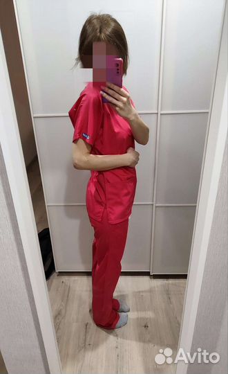 Костюм медицинский новый Delaware