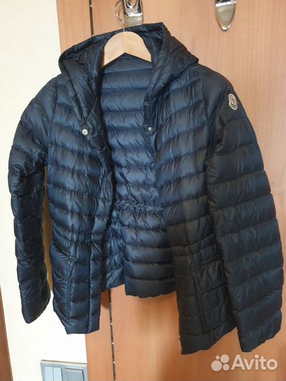 Пуховик легкий Moncler