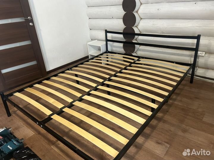 Кровать двухспальная 160 200