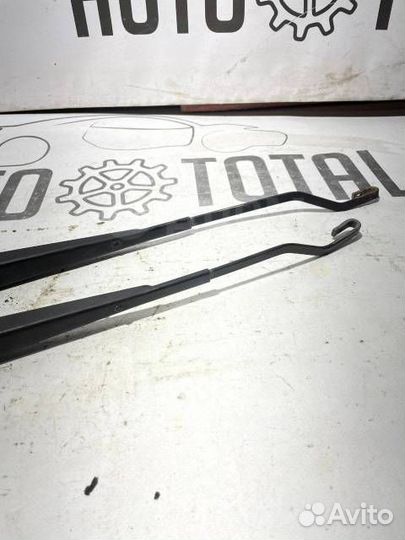 Поводок стеклоочистителей Chevrolet Lacetti