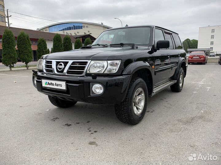 Nissan Patrol 3.0 AT, 2004, 200 000 км