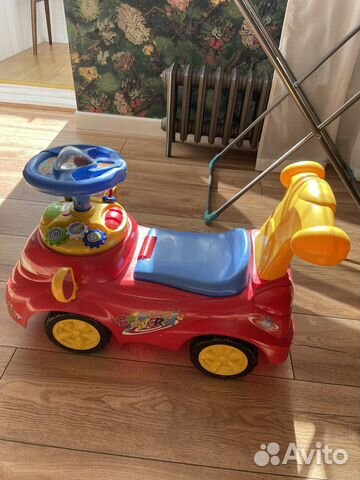 Машинка каталка funny car