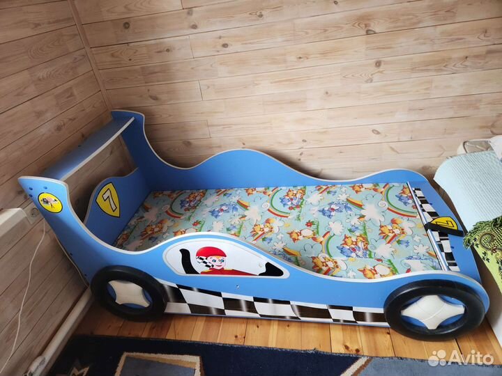 Кровать- машина с подъёмным механизмом