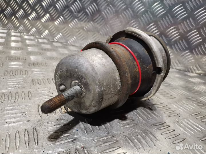 Подушка крепления двигателя Lexus IS 2 (XE20) 2008