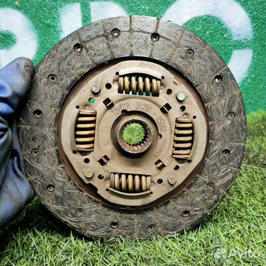 Диск сцепления Toyota Avensis 1zzfe