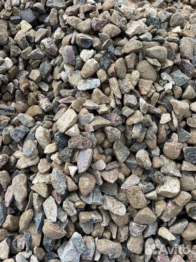 Щебень известняковый в наличии с доставкой