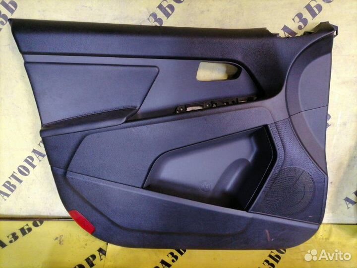 Обшивка двери Kia Sportage 3 2010-2015 2.0 G4KD