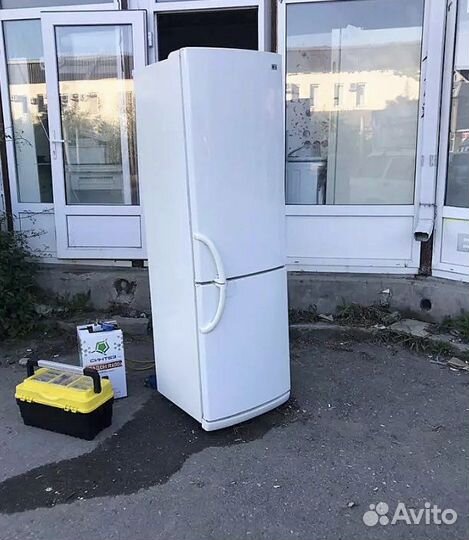 Ремонт стиральных машин и холодильников