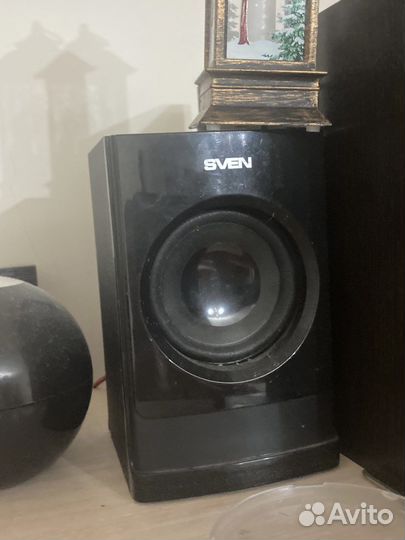 Акустические колонки 5.1 Sven HT-200