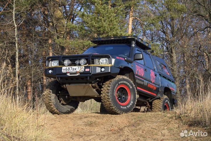 Бампер риф силовой перед Toyota Hilux 2012-2014