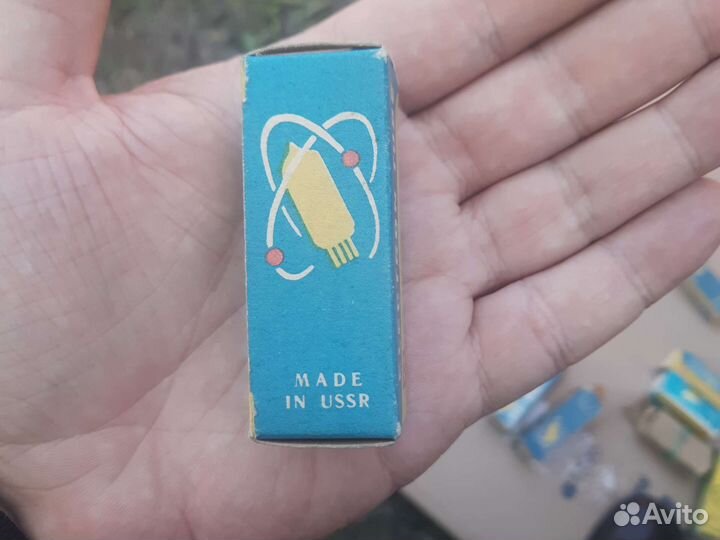 Радиолампа новая 6ж10п в коробке