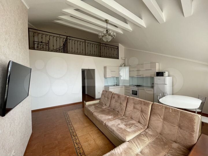 4-к. квартира, 109 м², 5/5 эт.