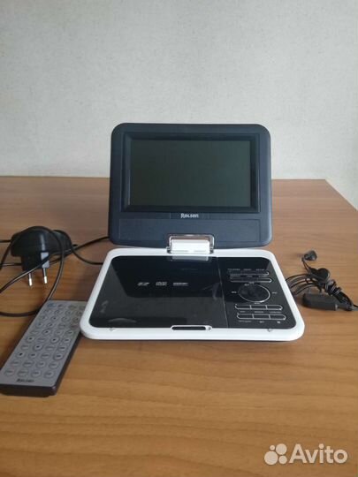 Портативный dvd проигрыватель