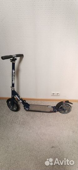 Самокат Roces нагрузка до 100 кг, 5 уровней высоты